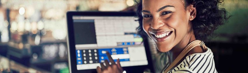 Como escolher o melhor sistema POS para um negócio de retalho