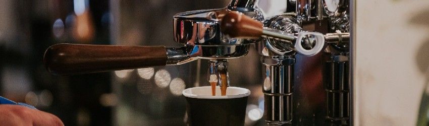 Como gerir um café: 7 dicas essenciais!